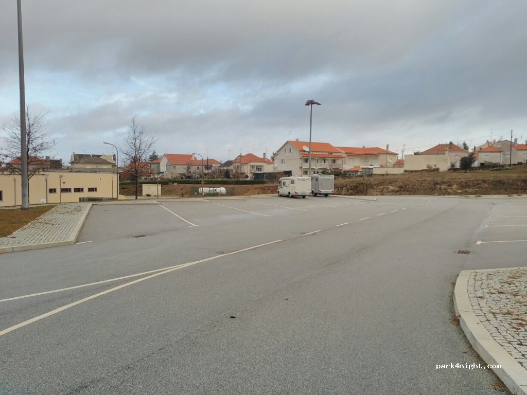(6355-264) Vilar Formoso - 5 Avenida dos Combatentes da Guerra Colonial — foto