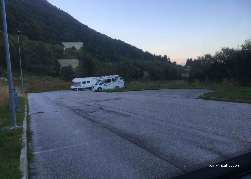 Area sosta camper Aviano — foto 3