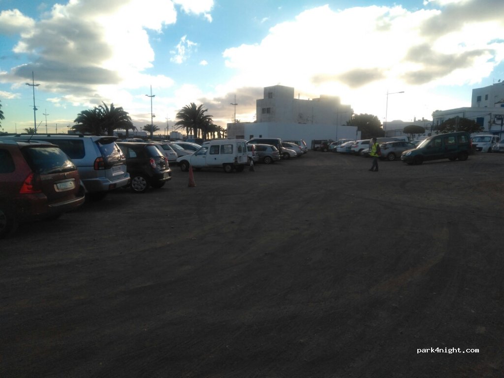 (35500) Arrecife - Avenida Olof Palme — foto 2
