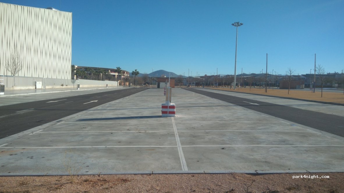 (14900) Lucena - 1 Calle Ssgg — foto