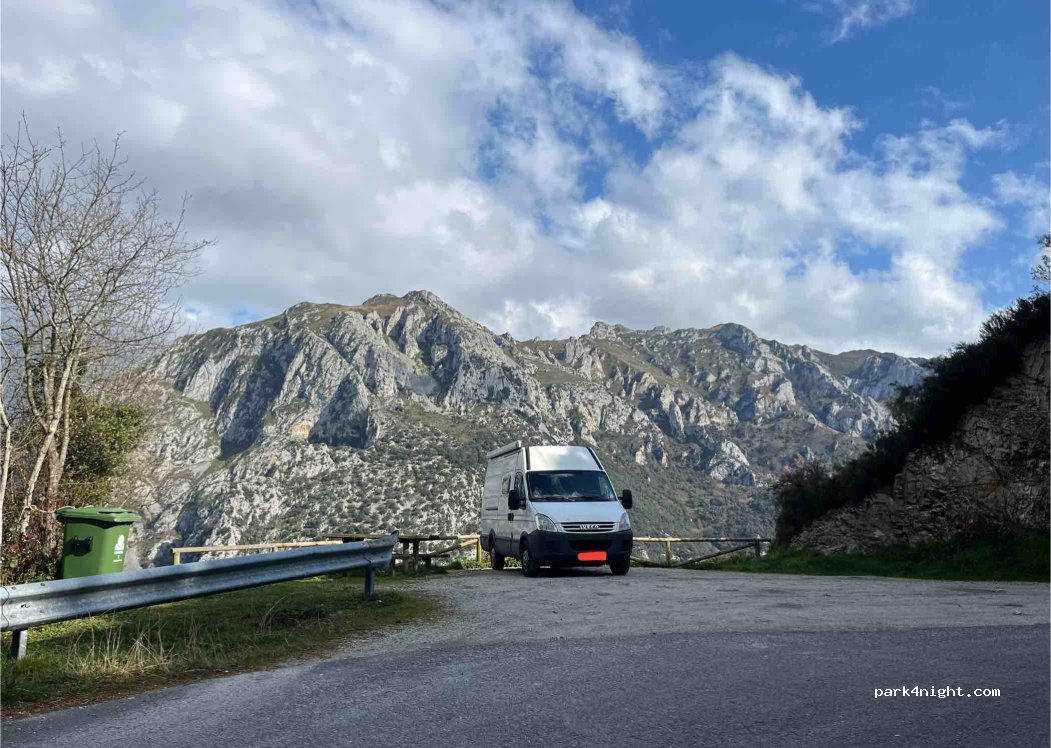 (33114) Proaza - Unnamed Road — foto 5
