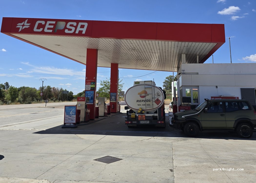 (06190) La Roca de la Sierra - EX-100 — foto