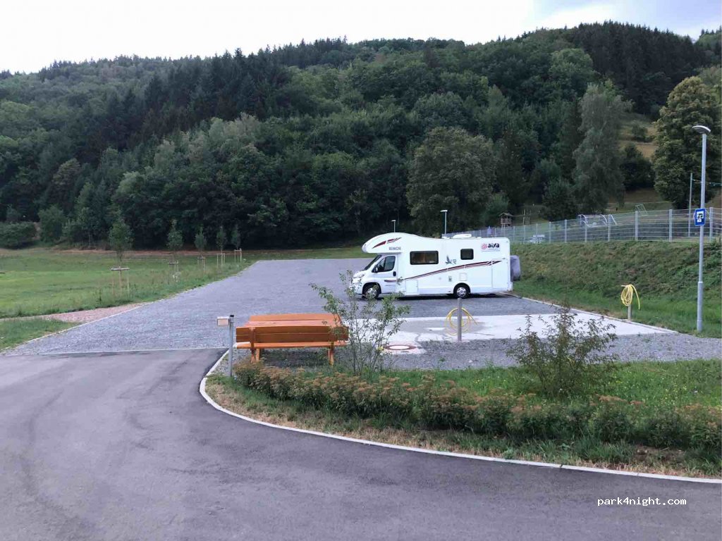(79215) Elzach - Schulstrasse 8 — foto