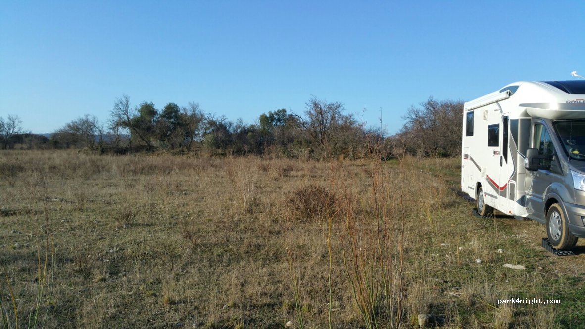 (11200) Ferrals-les-Corbières - D611 — foto 2