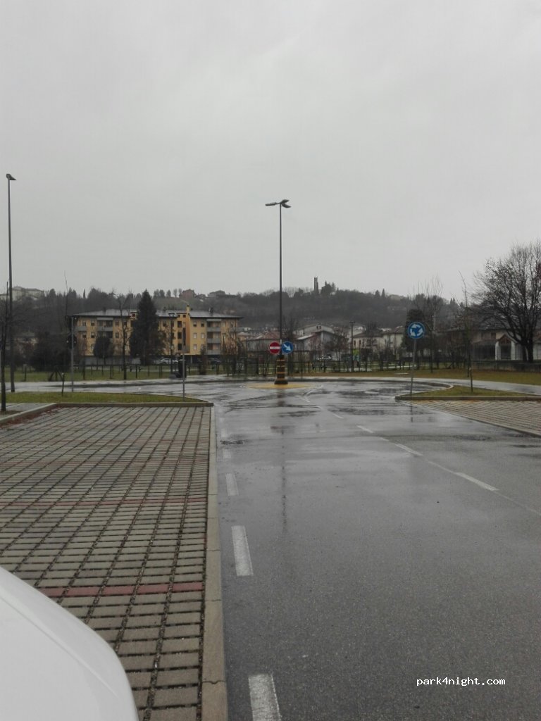 (31015) Conegliano - 21 Via Giuseppe Borlini — foto
