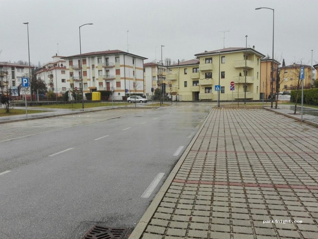 (31015) Conegliano - 21 Via Giuseppe Borlini — foto 2