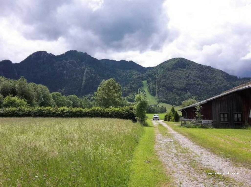 Lenggrieser mountain Camping — foto
