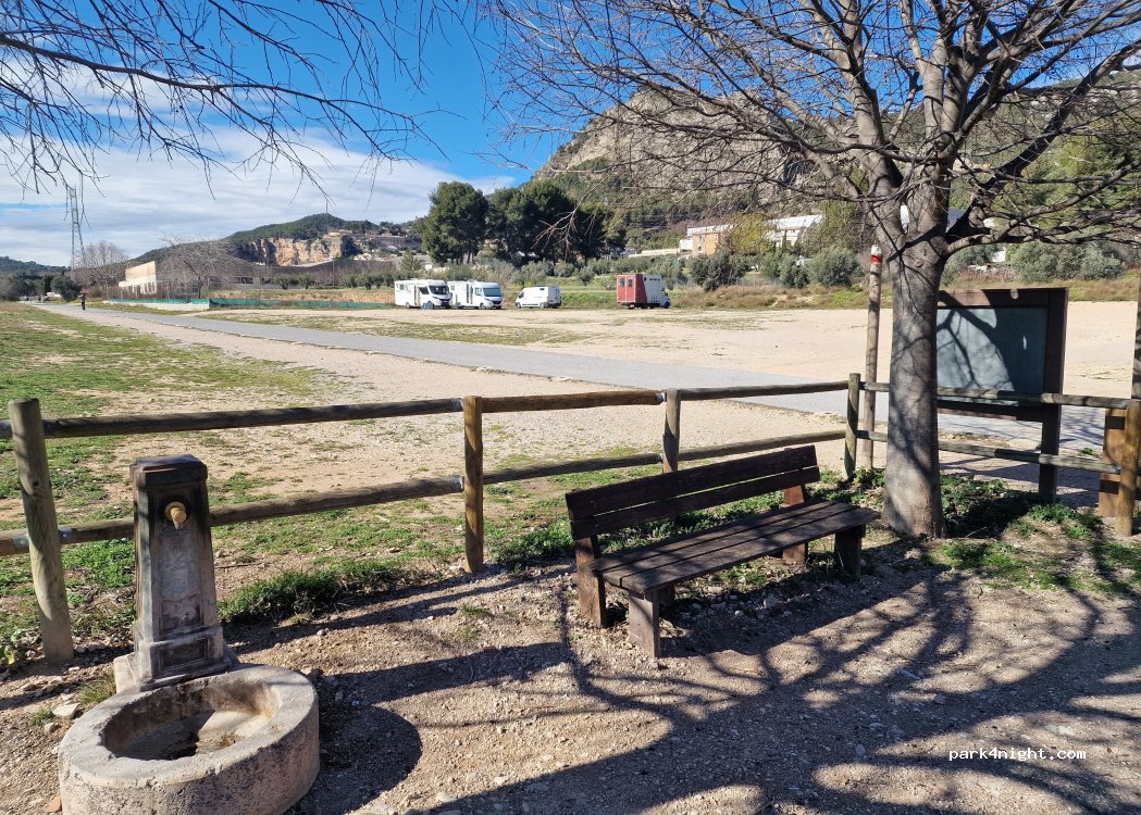 (03818) Alcoi - 22 Carrer Els Canalons — foto 5