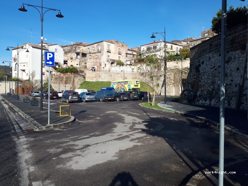 (81013) Caiazzo - 43 Via Ponte — foto