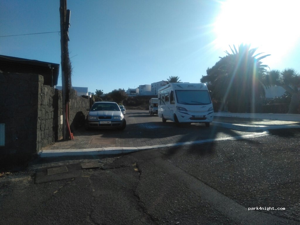 (35570) Yaiza - 12 Calle el Volcán de Yaiza — foto 3