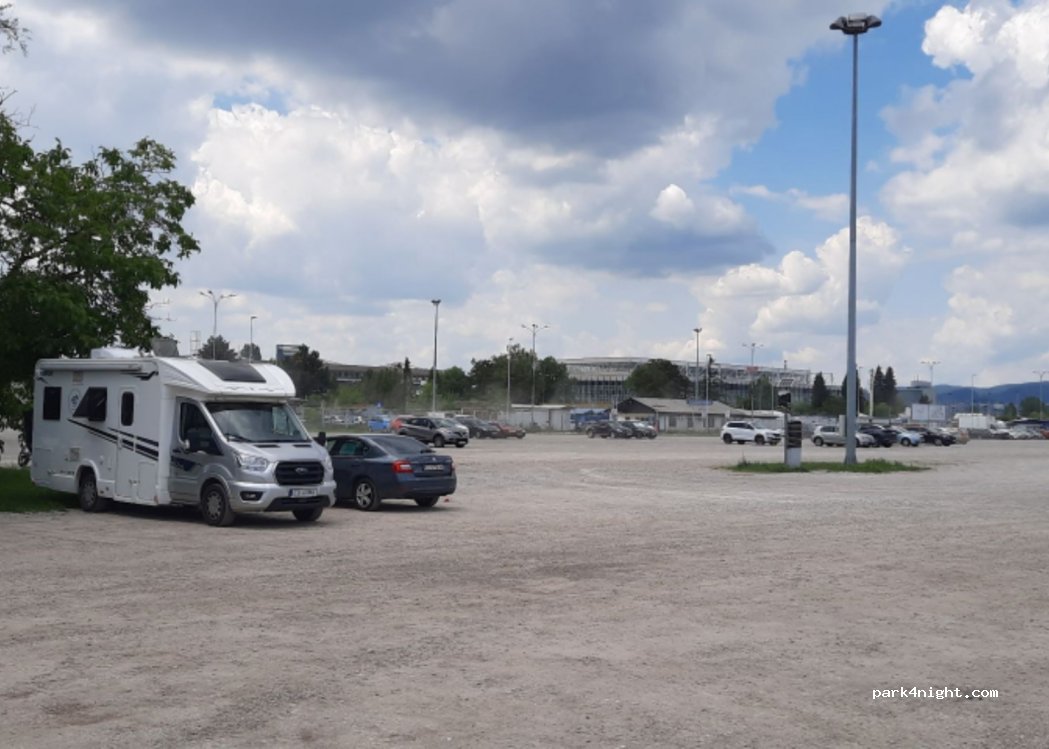 (10000) Zagreb - 10 Avenija Većeslava Holjevca — foto 3