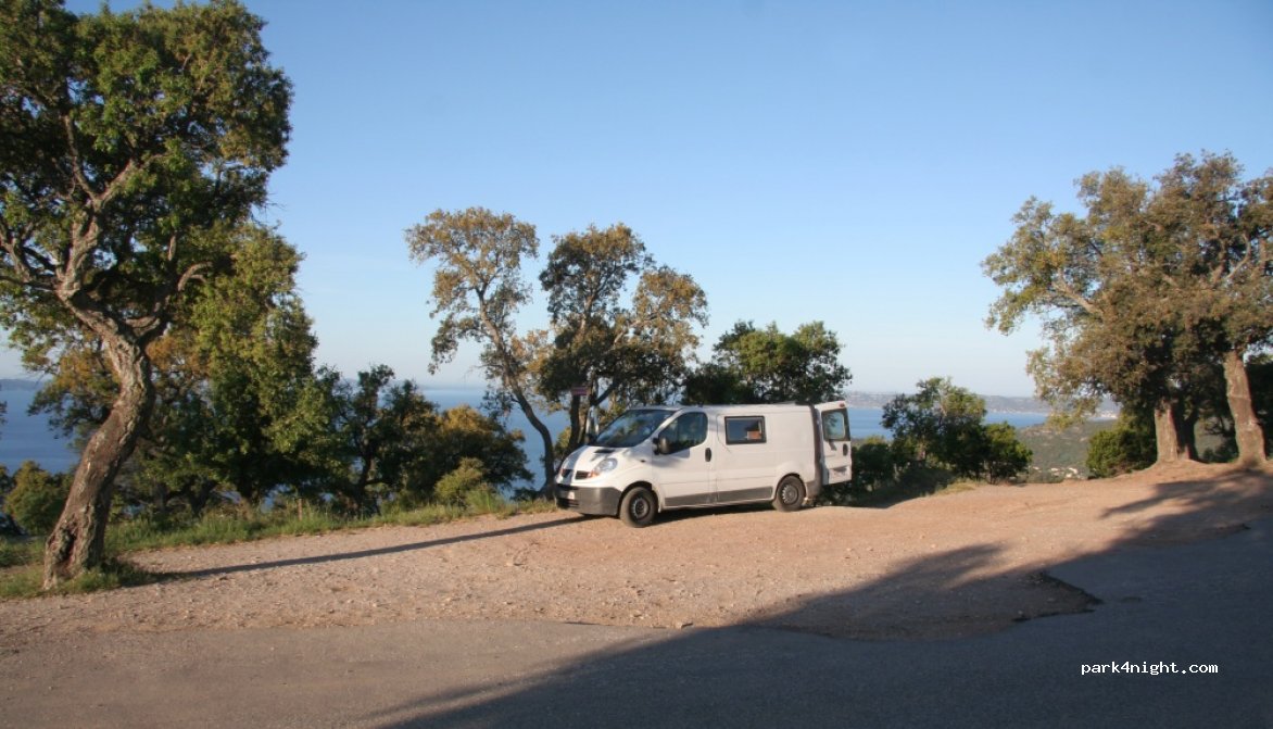 (83820) Rayol-Canadel-sur-Mer - Col du Canadel — foto