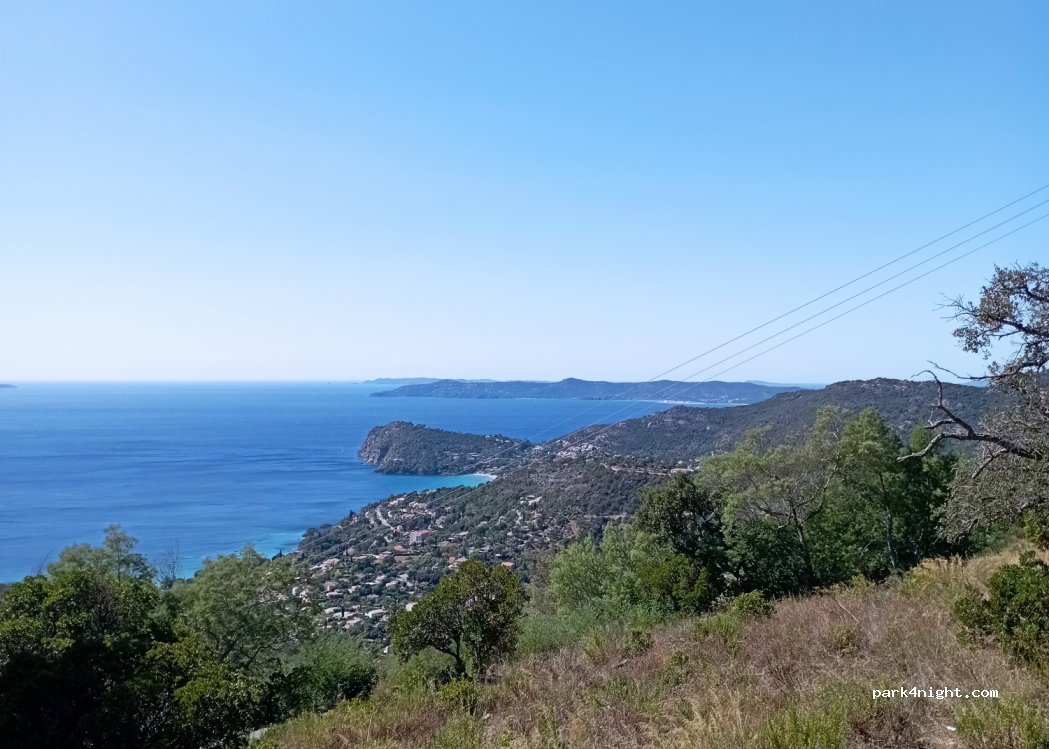 (83820) Rayol-Canadel-sur-Mer - Col du Canadel — foto 2
