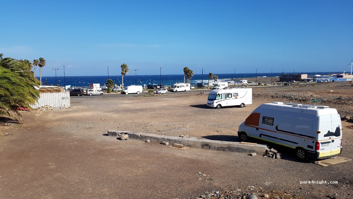 (35119) Pozo Izquierdo - 75 Avenida las Bajas — foto