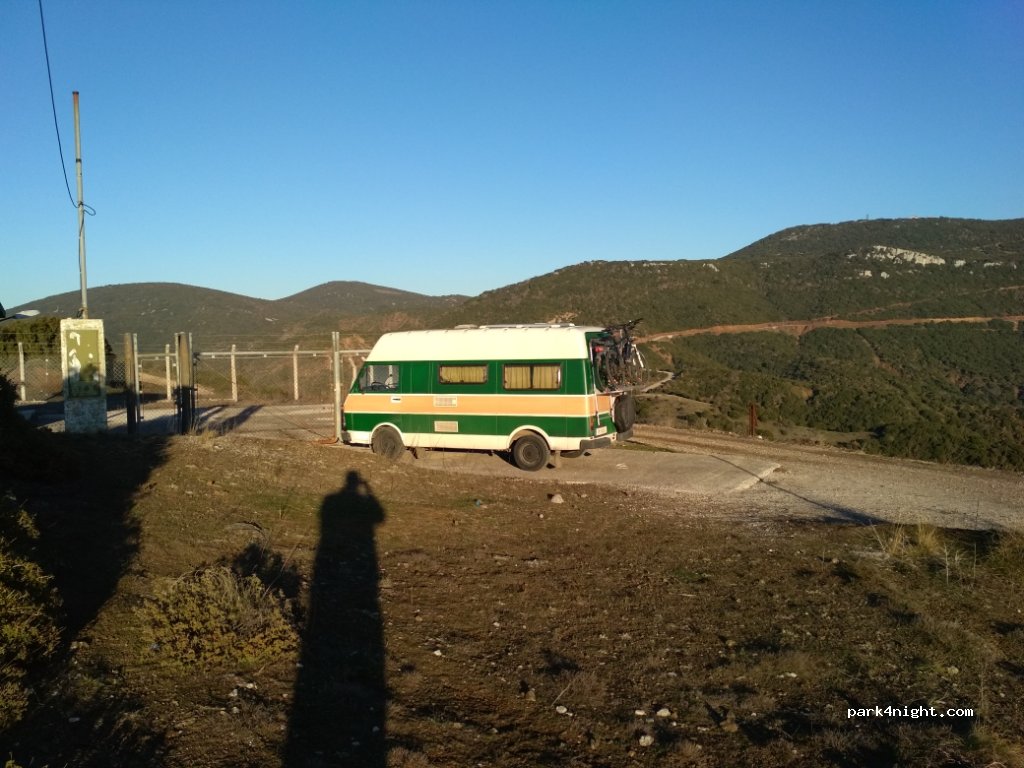 (351 00) Moni Antinitsis - Unnamed Road — foto