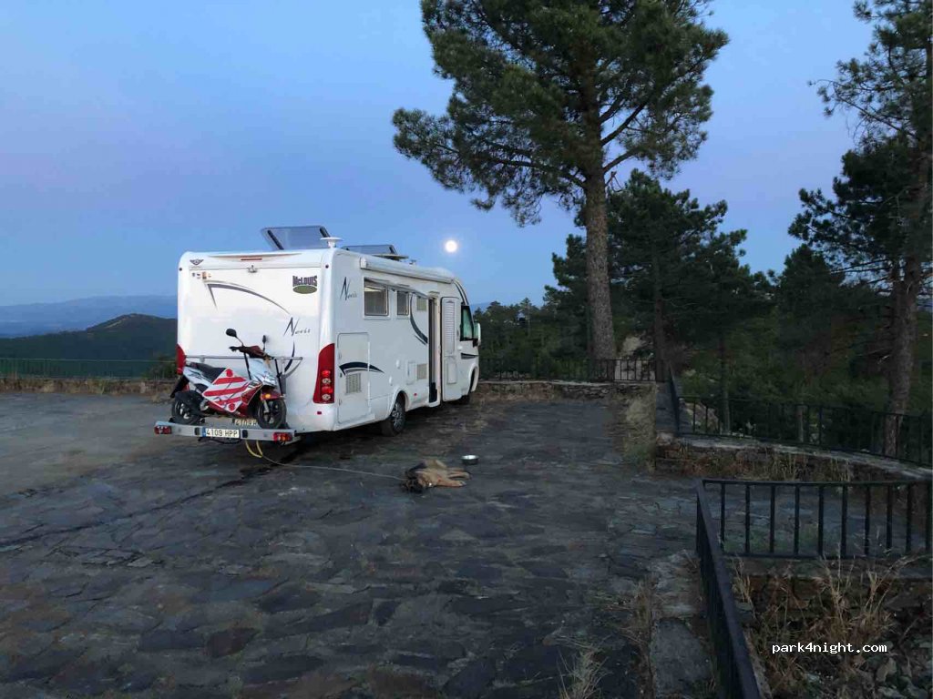 (10628) Casares de las Hurdes - EX-366 — foto 2