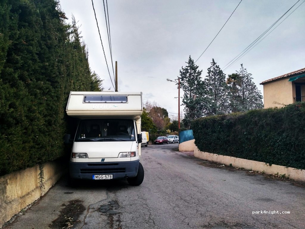 (06600) Antibes - 48-120 Chemin des Groules — foto