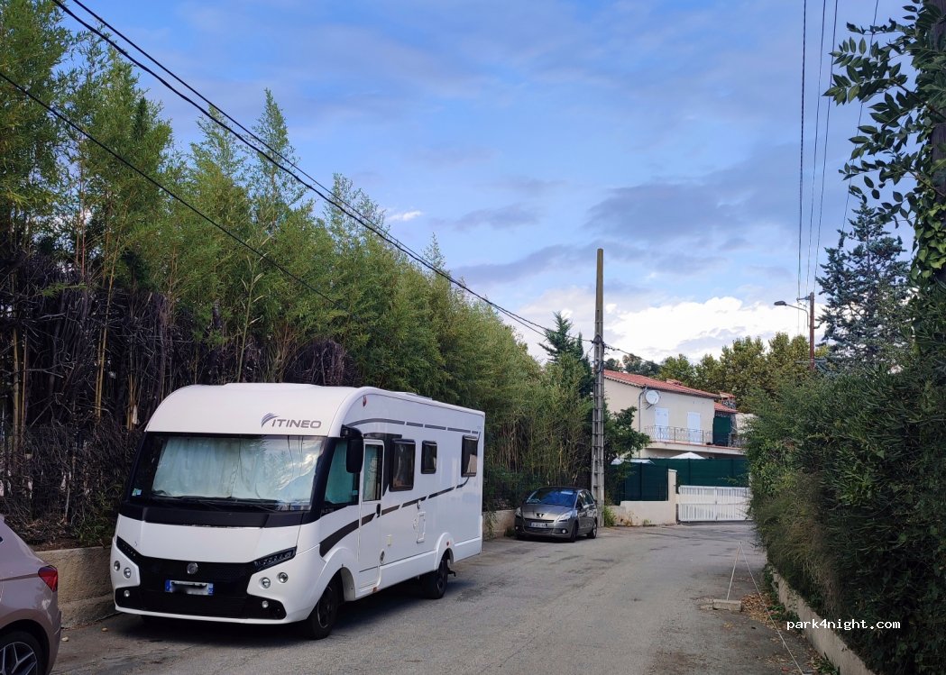 (06600) Antibes - 48-120 Chemin des Groules — foto 3