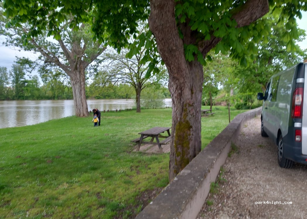 (82340) Auvillar - 18 Esplanade du Port — foto 4