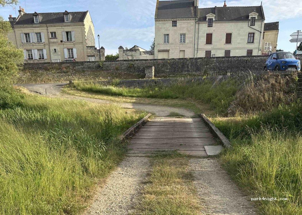 (49400) Souzay-Champigny - 90 Route des Ducs d'Anjou — foto 4