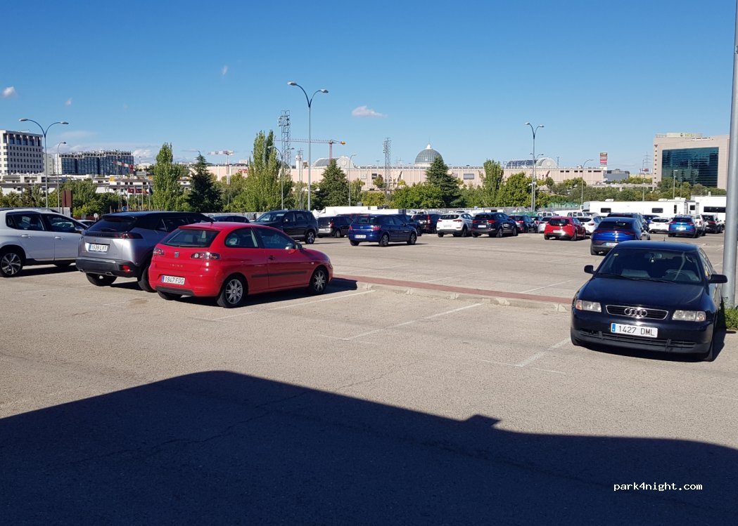 (28108) Alcobendas - 65 Calle de Calderón de la Barca — foto