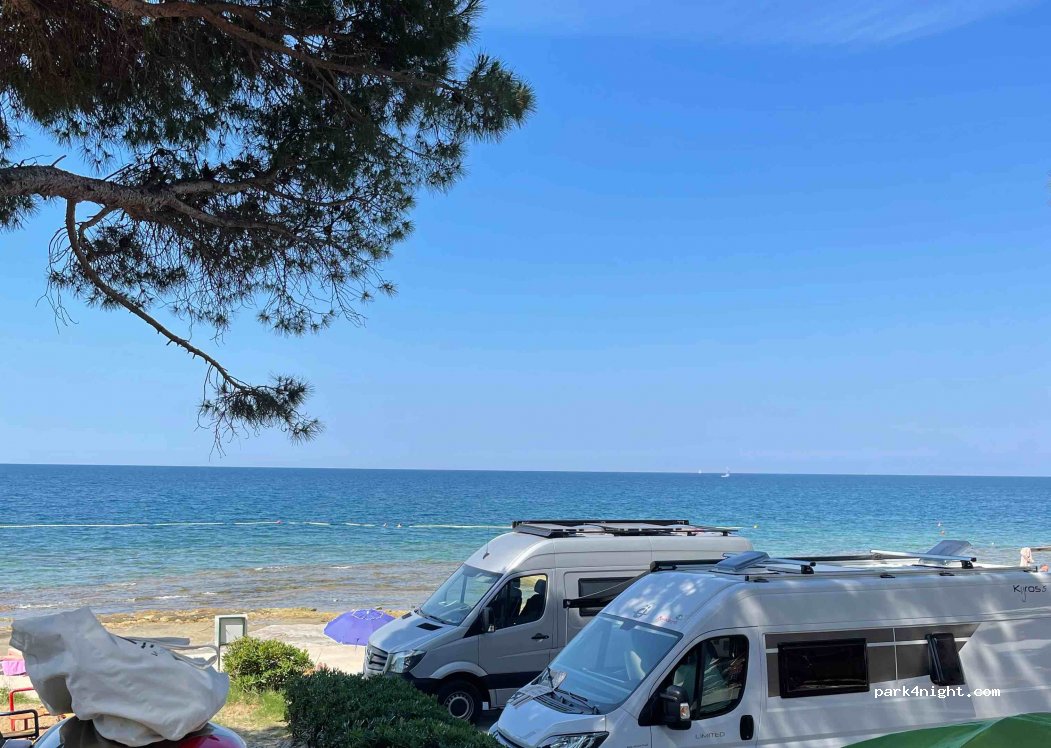 Camp Kastanija — foto 2