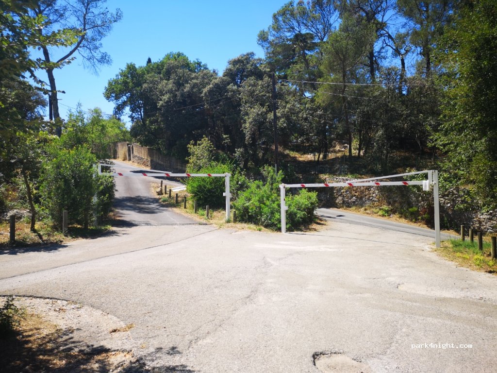 (34090) Montpellier - 286-350 Chemin du Réservoir de Montmaur — foto 2