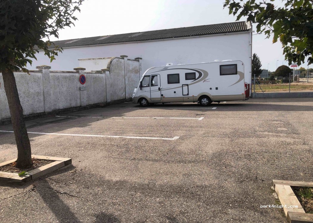 (34250) Quintana del Puente - 17 Calle de Calvo Sotelo — foto 3