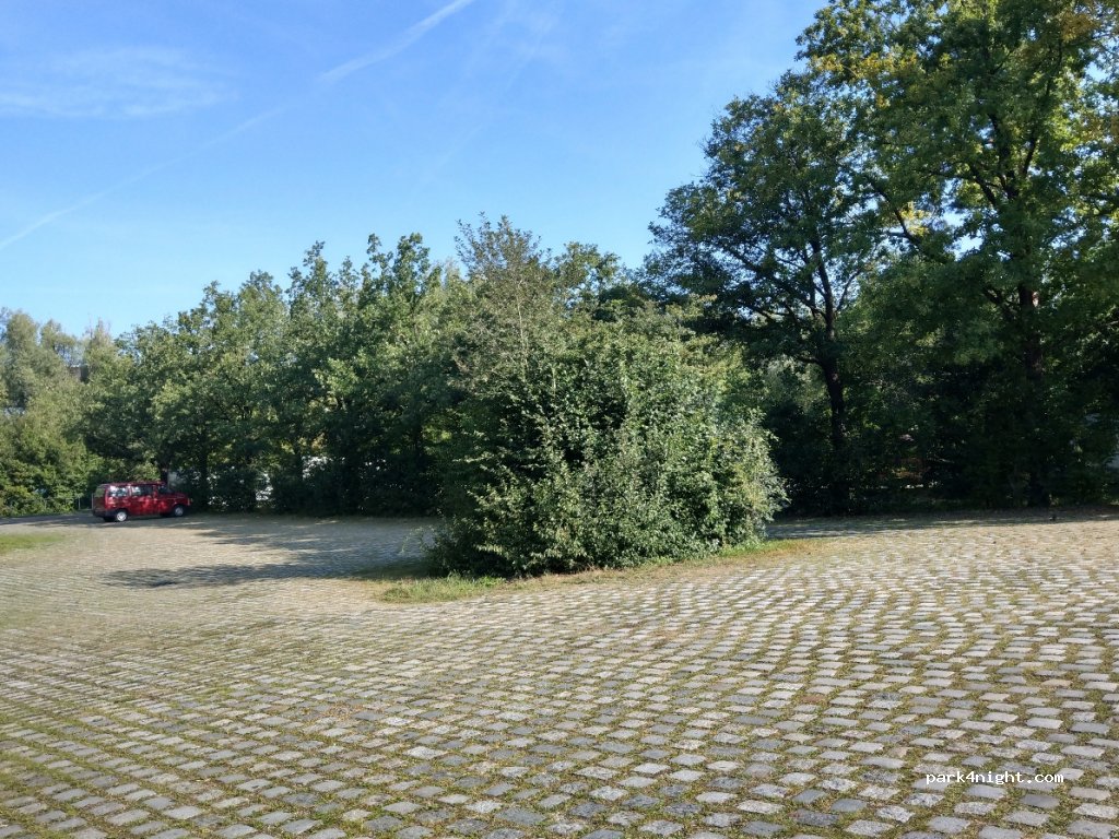 (85764) Oberschleißheim - 35 Dachauer Straße — foto