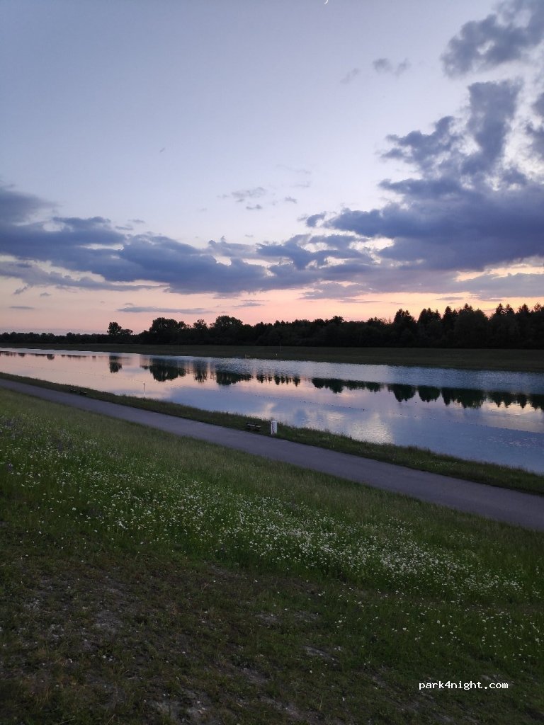 (85764) Oberschleißheim - 35 Dachauer Straße — foto 3