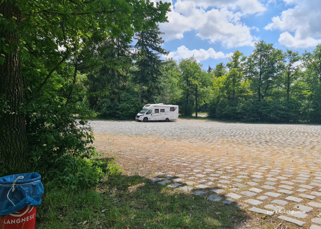 (85764) Oberschleißheim - 35 Dachauer Straße — foto 4