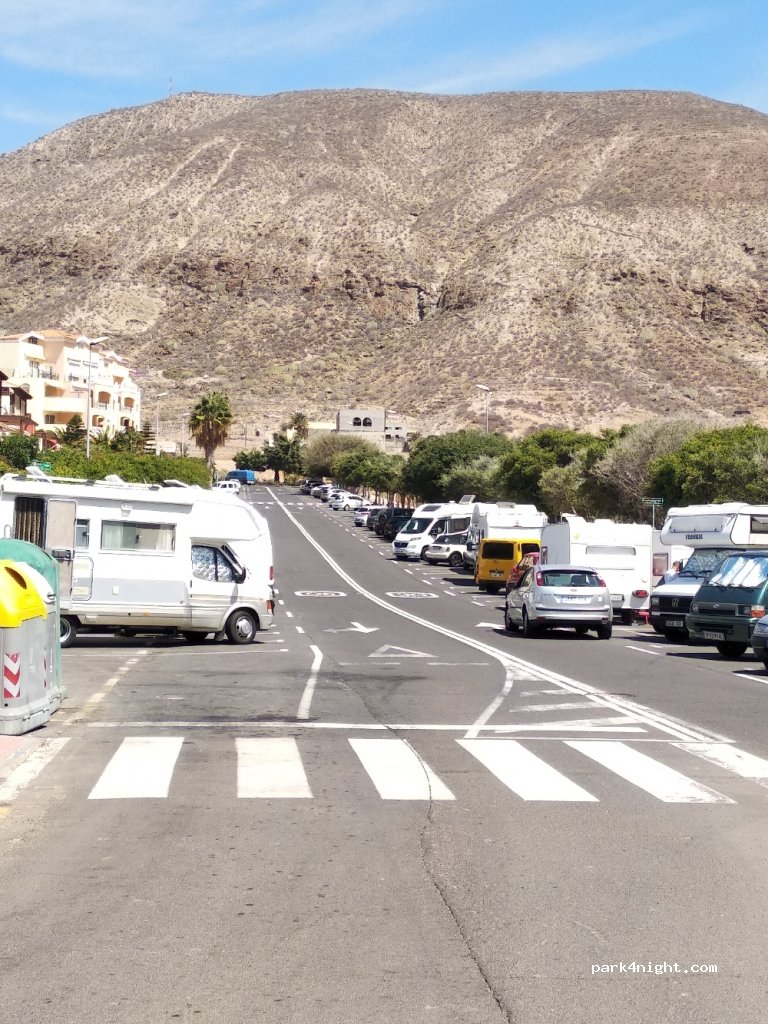 (38650) Arona - 2 Avenida Amsterdam — foto 3