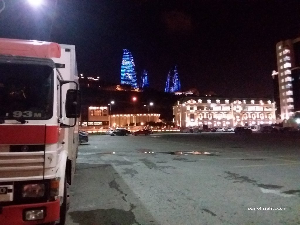 () Baku - Neftchilar Avenue — foto 2