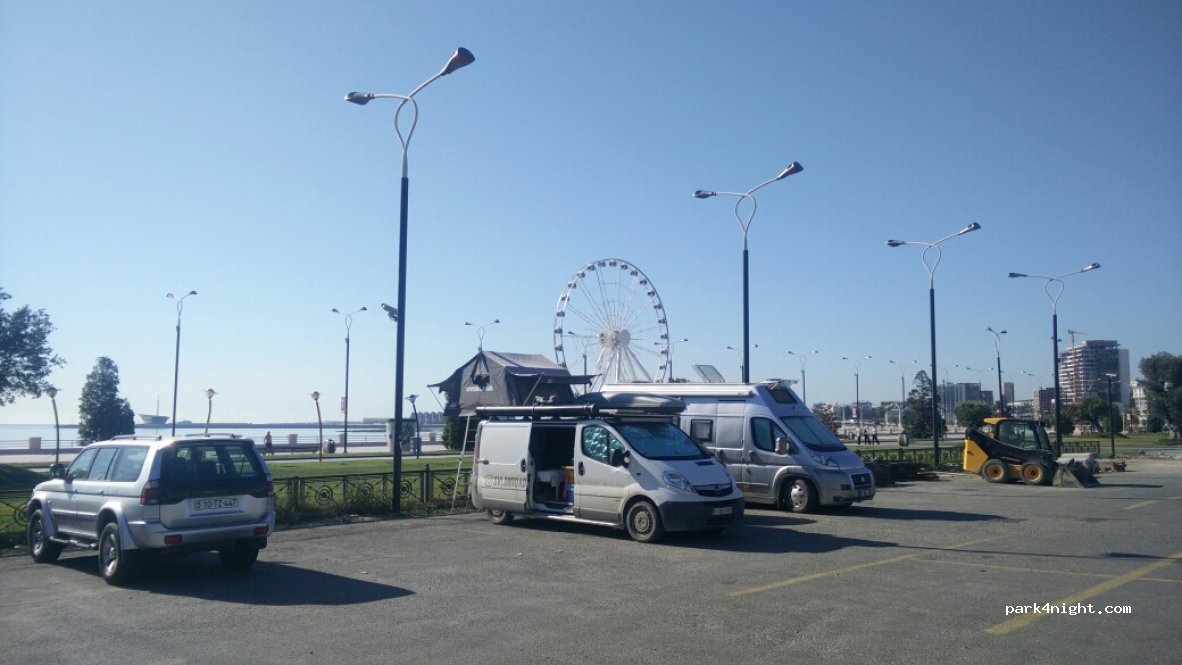 () Baku - Neftchilar Avenue — foto 4