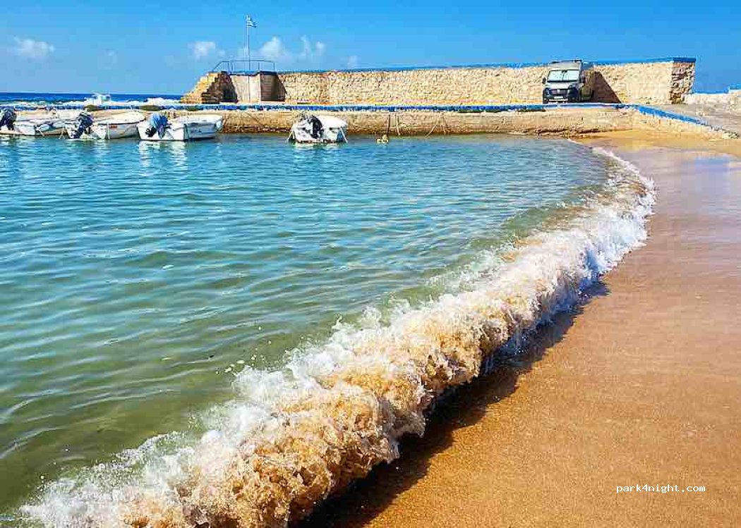 (243 00) Agia Kiriaki - Eparchiaki Odos Filiatron-Korifasiou — foto 3