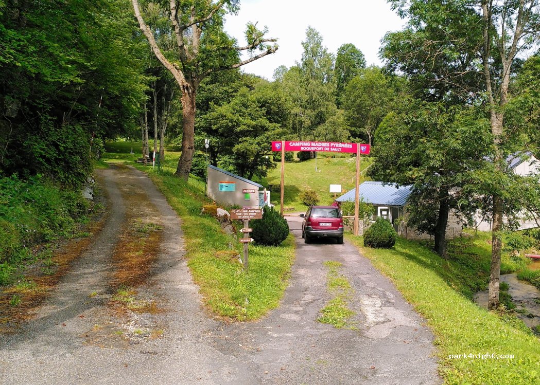 Camping Madres Pyrenees — foto