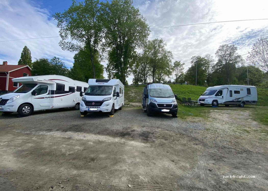 (660 40) Liljedals Båthamn - 2 Budavägen — foto 3