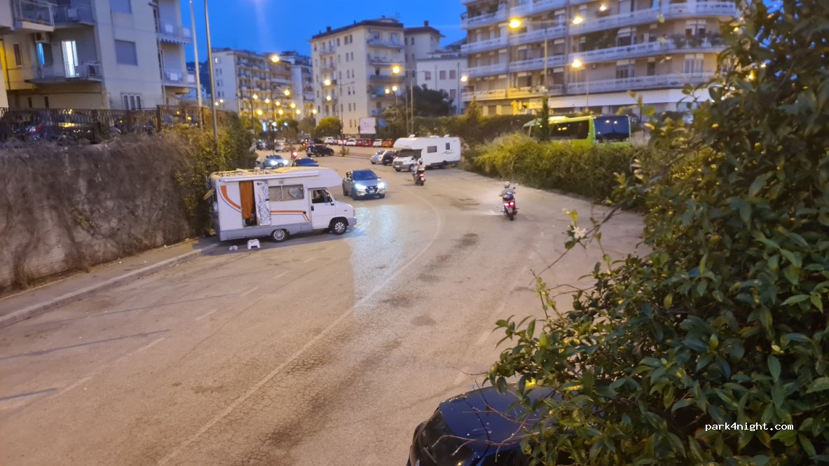 (84127) Salerno - 13 Via Alfonso Carella — foto