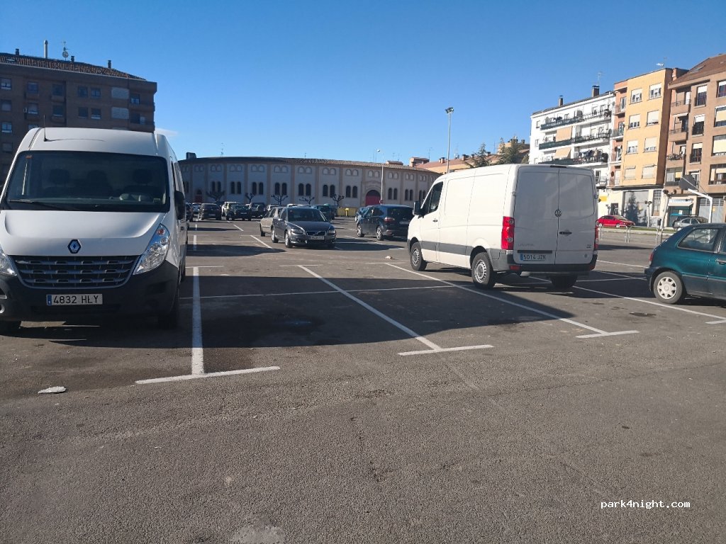 (26500) Calahorra - 29 Avenida de Valvanera — foto
