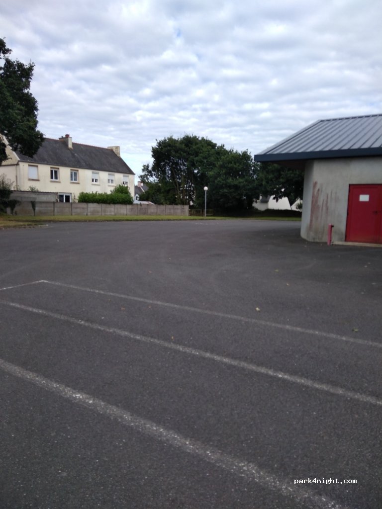 (29400) Landivisiau - 10 Rue Auguste Renoir — foto 4