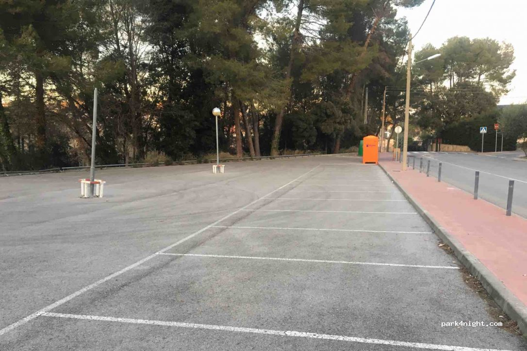 (08635) Ca n'Amat - 8 Avinguda Ca n'Amat — foto 2