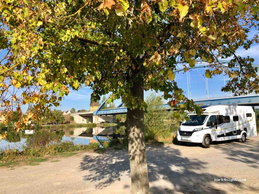 (97332) Volkach - St2260 — foto 2