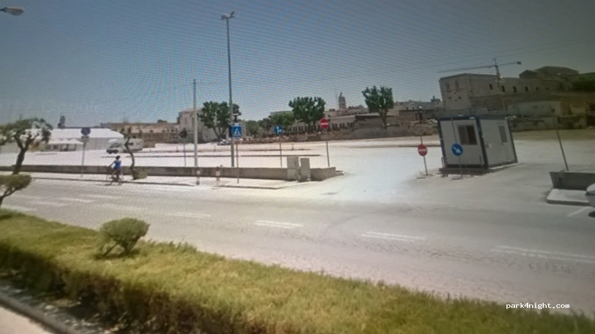 (76121) Barletta - Lungomare Pietro Mennea — foto