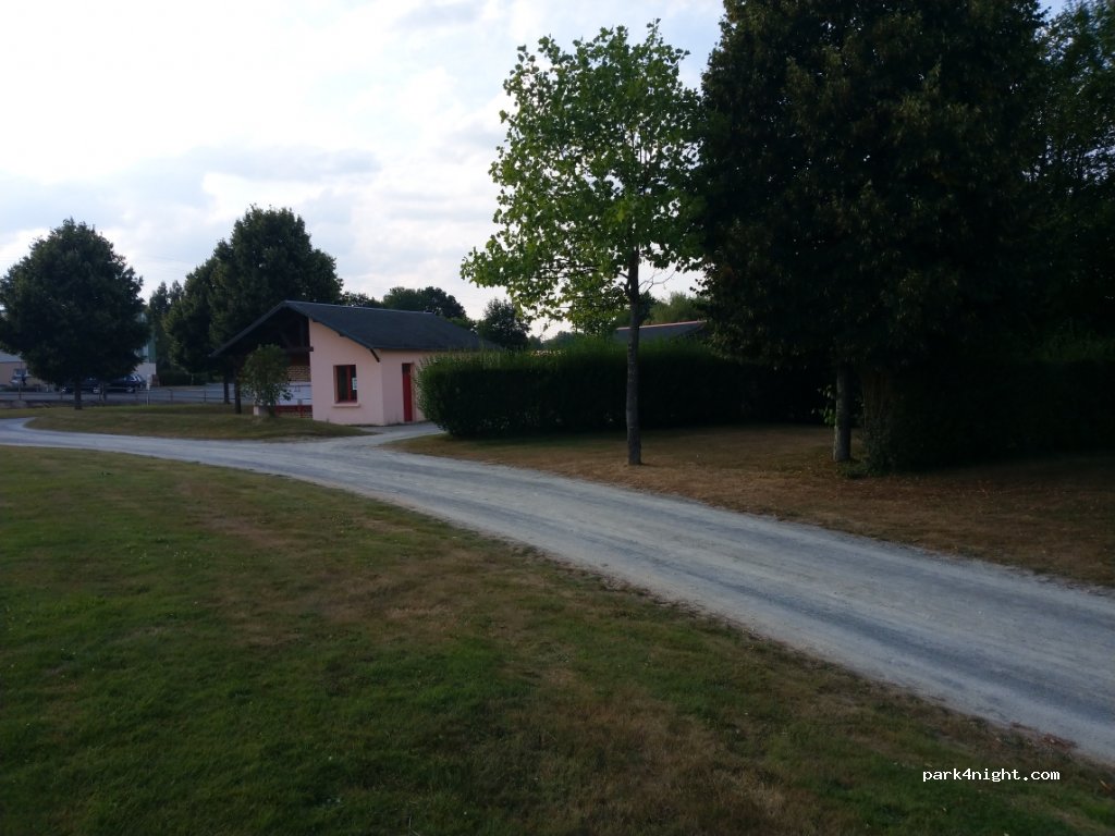 (61330) Ceaucé - La Veillottière — foto 2