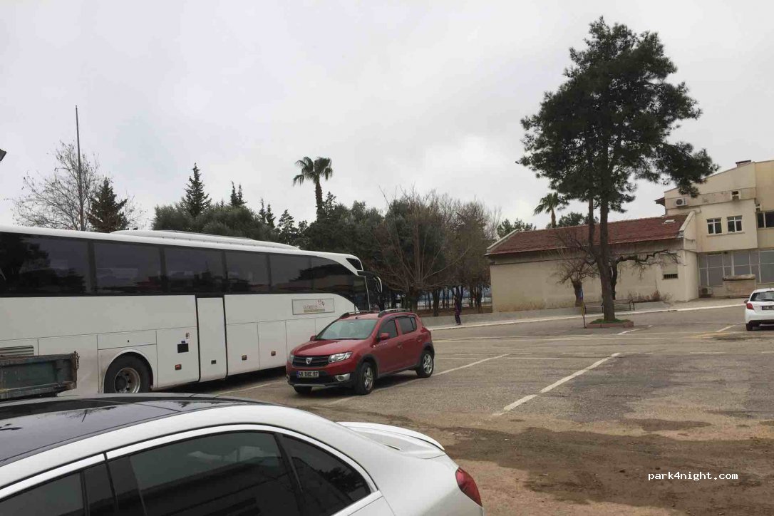 (07050) Muratpaşa/Antalya - 82 Konyaaltı Caddesi — foto