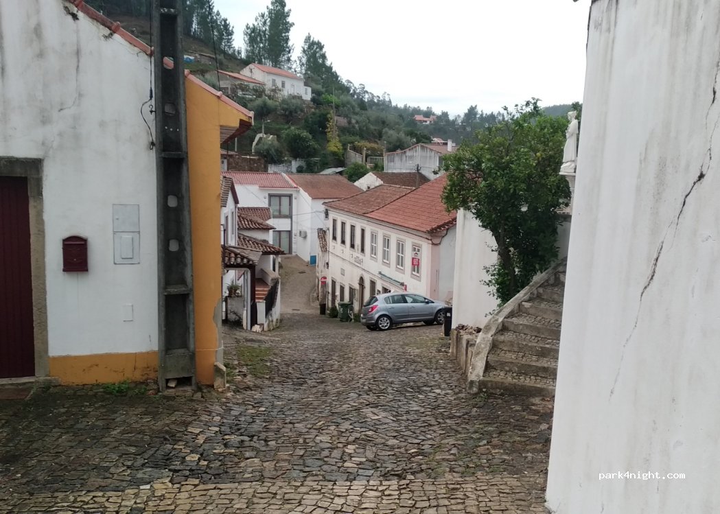 (2240) Dornes - 10 Rua Nossa Senhora do Pranto — foto 3