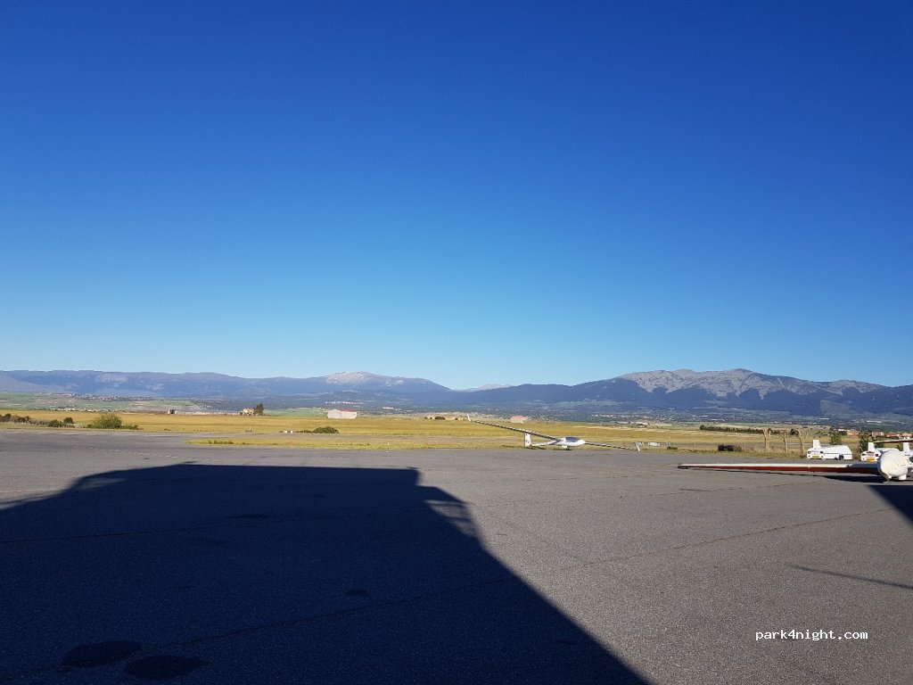 Camping AERODROME OF FUENTEMILANOS — foto 3