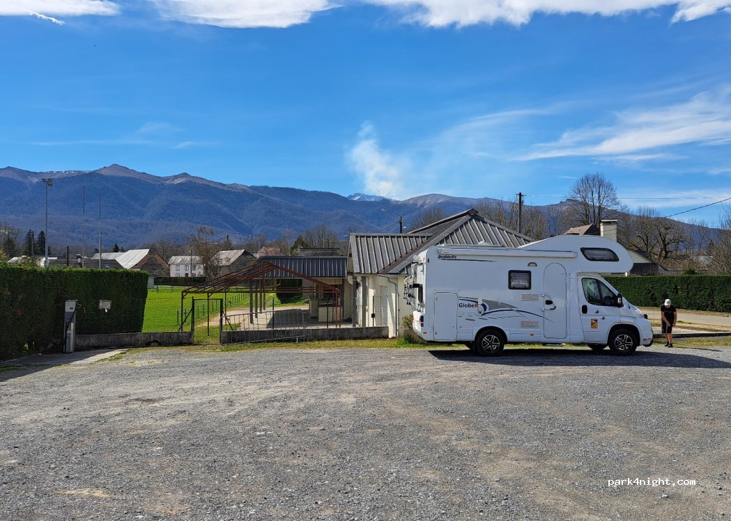(64680) Ogeu-les-Bains - 1-7 Avenue de Pau — foto 3