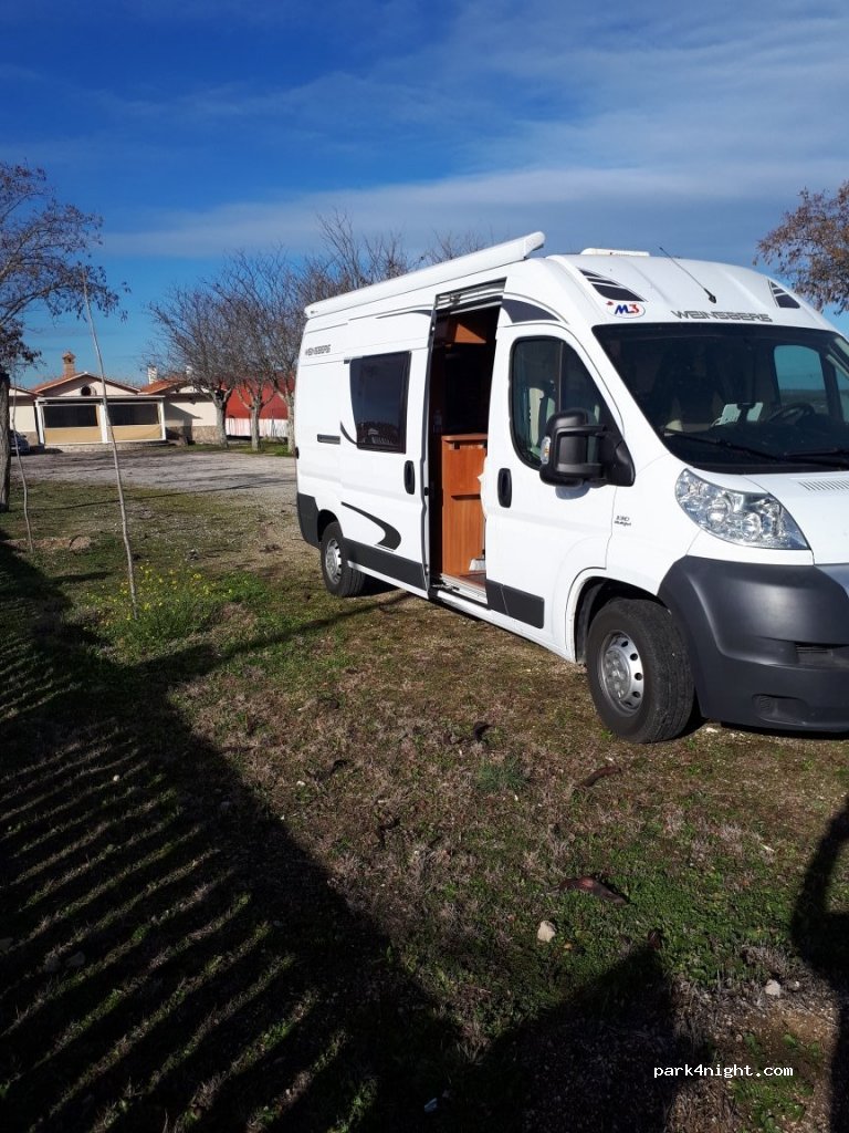 (10930) Navas del Madroño - 43D Avenida de Extremadura — foto 2