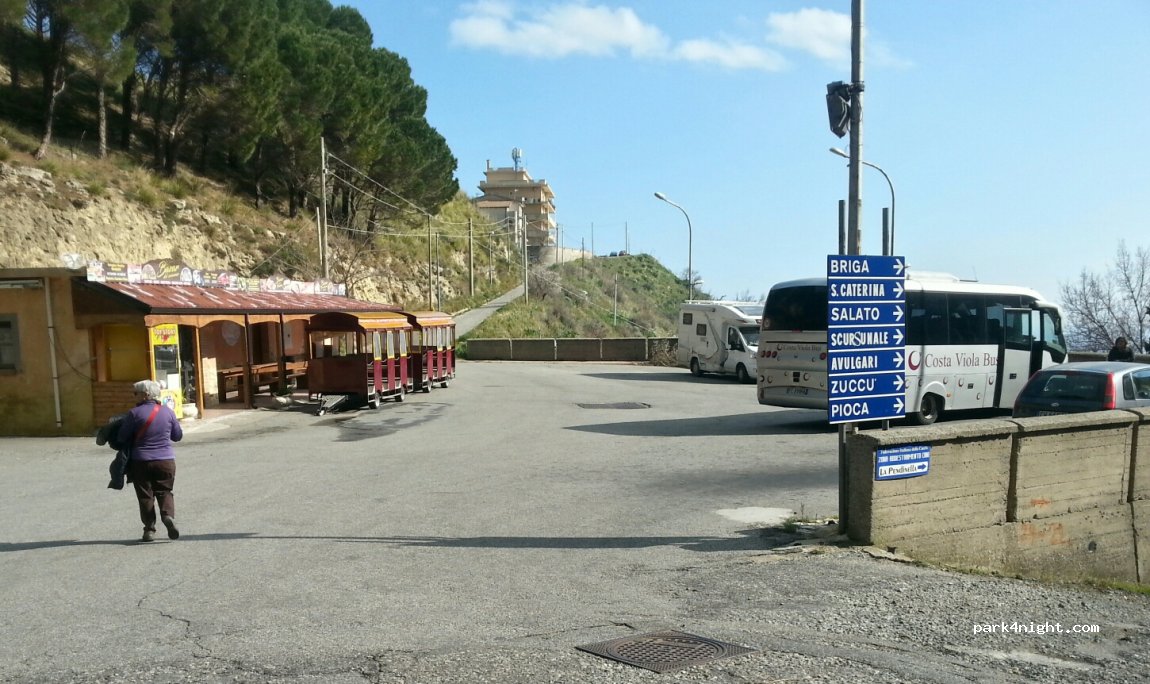 (89040) Gerace - 14 Contrada Salato — foto